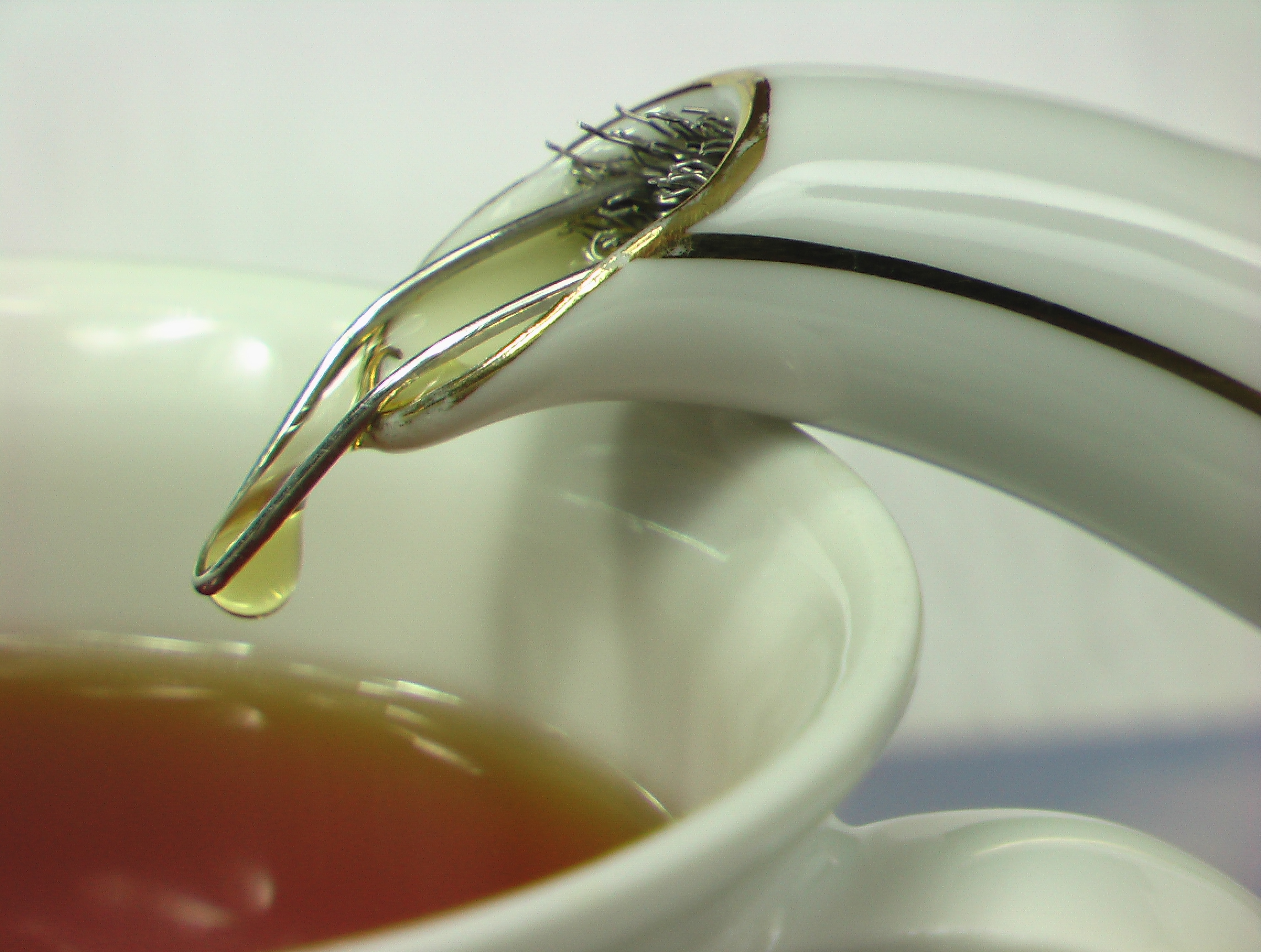 3x Tüllensieb mit Tropfenfänger REON Sieb Tüllenfänger Teebesen Teesieb Tee Tea 
